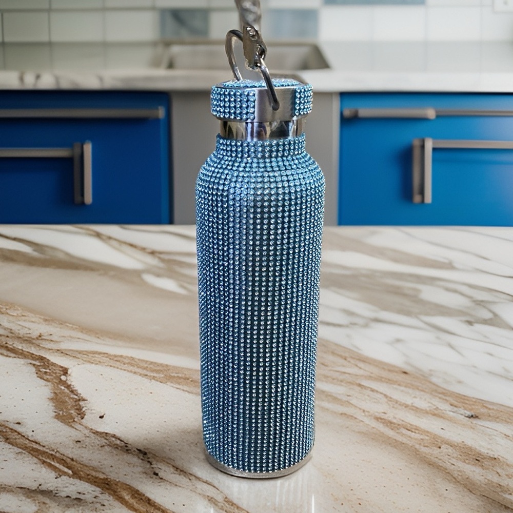 ✨Sparkling ✨ METAL water bottle with removable metal chain ✨